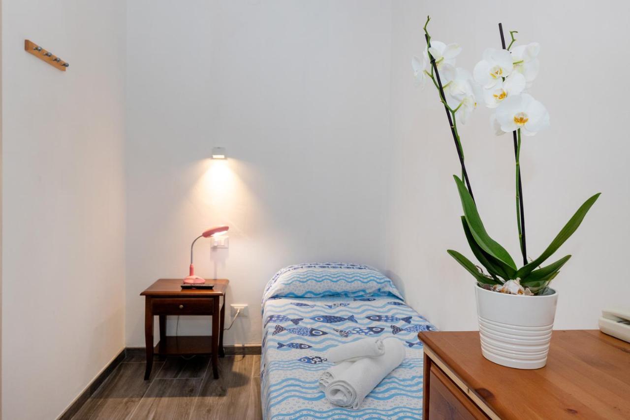 B&B Oasi ฟีนาเลลีกูเร ภายนอก รูปภาพ