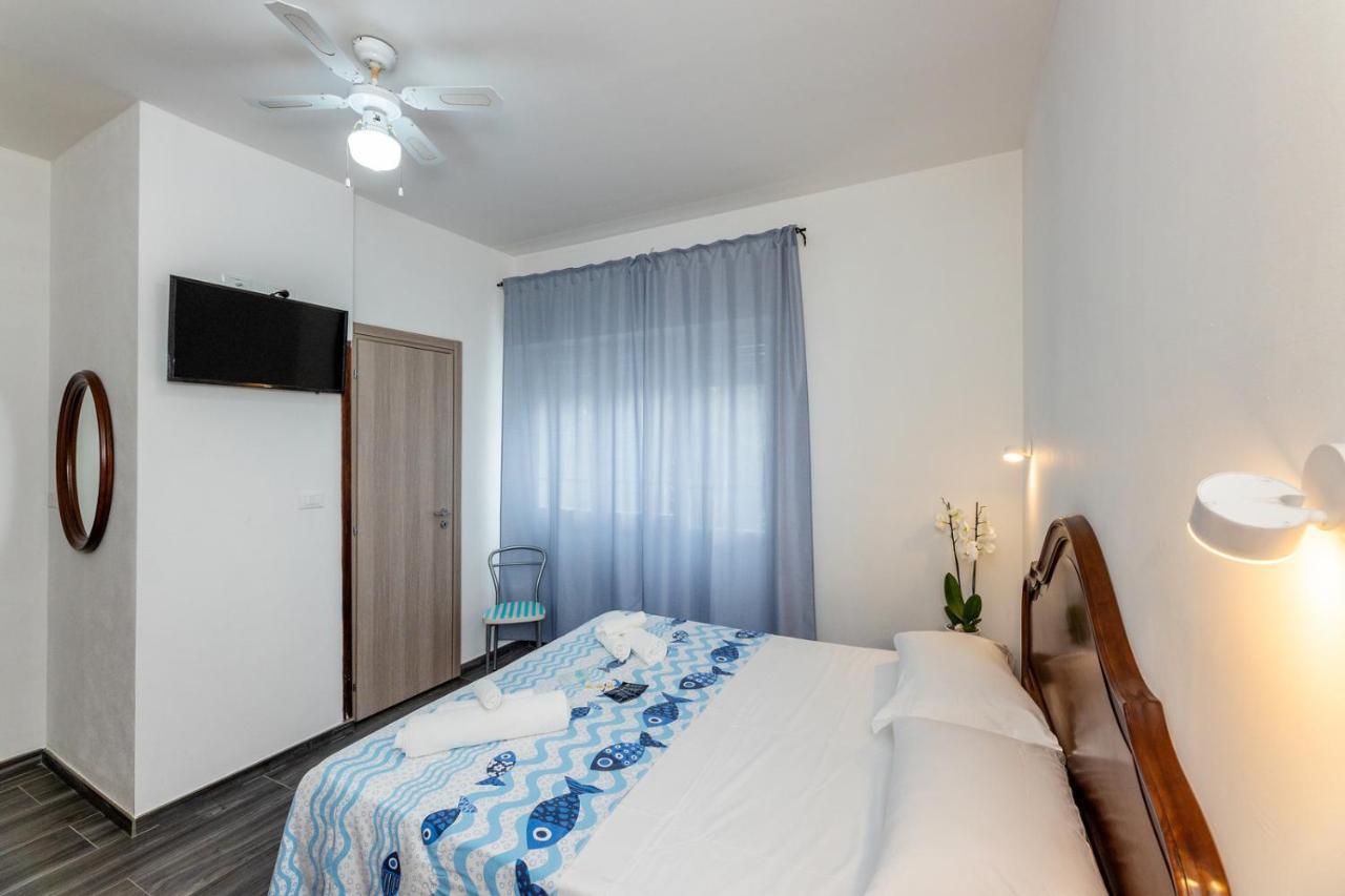 B&B Oasi ฟีนาเลลีกูเร ภายนอก รูปภาพ